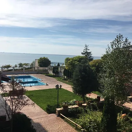 Rich-3 Sp Apartmanhotel