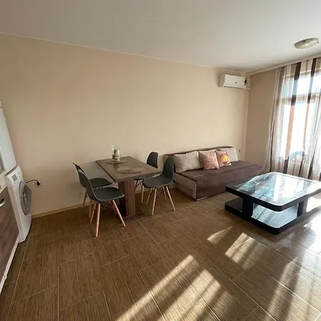 Rich-3 Sp Apartmanhotel